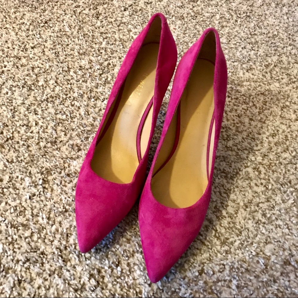 Nine West pink suede heels